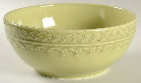Batalha Green 9" Salad Serving Bowl