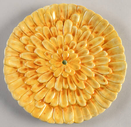 Mum Florals Figural Salad Plate