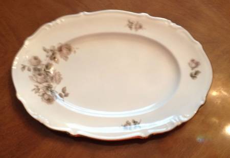 MEM17 13" Oval Serving Platter
