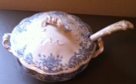 El Dorado Blue Tureen & Lid w/Ladle