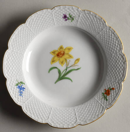 MSS231 Bread & Butter Plate
