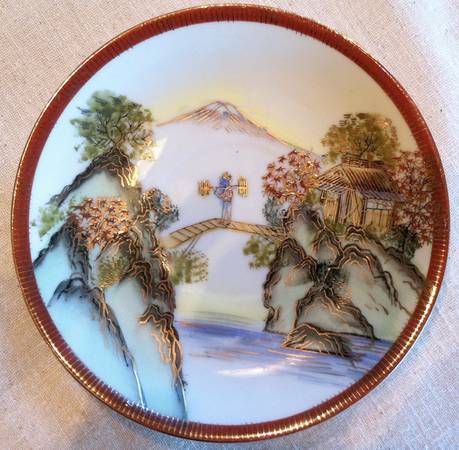 MUU5 Saucer