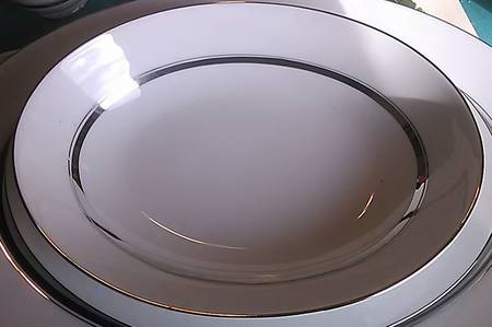 MZH4 10" Oval Vegetable Bowl