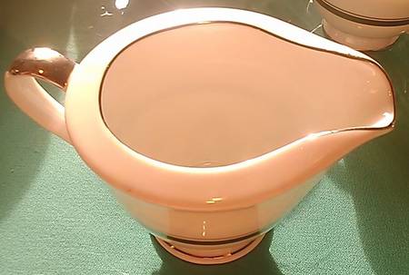 MZH4 Creamer