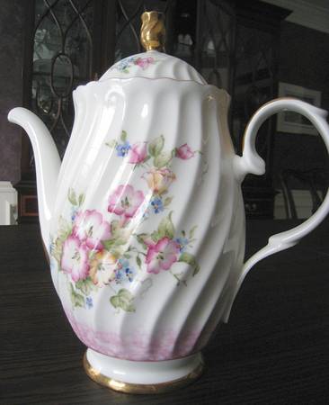 MNA2 Coffee Pot & Lid