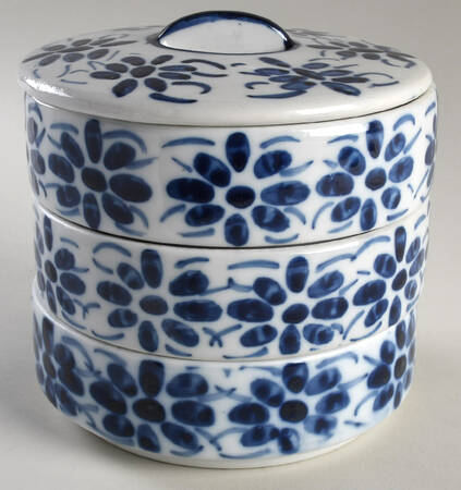Colonial (4 Piece) Small Stack Set (3 Small Bowls & Lid)