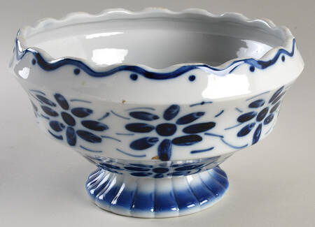 Colonial Large Footed Fruit Bowl