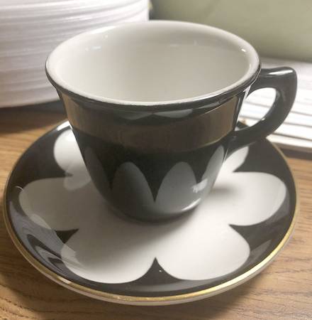 MYR78 Flat Cup & Saucer Set
