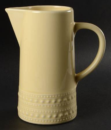 M2A20 Yellow 32 Oz Pitcher