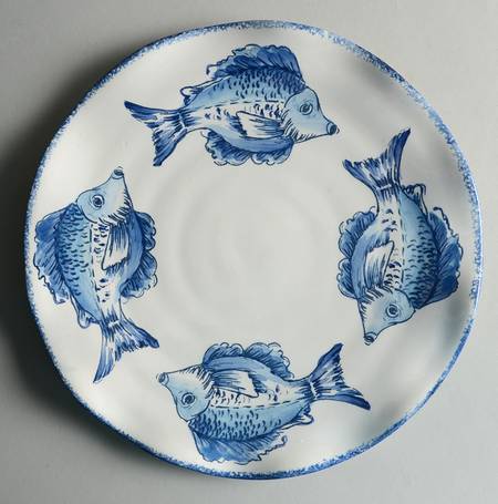 Fish Loops by Maxcera Corp