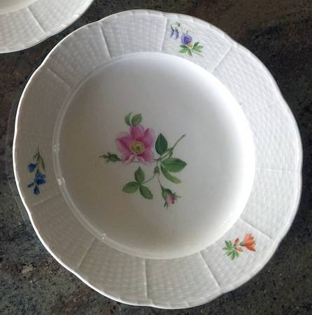 MSS235 Dinner Plate