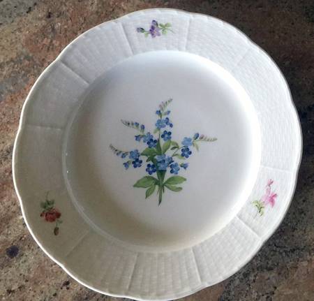 MSS235 Dinner Plate