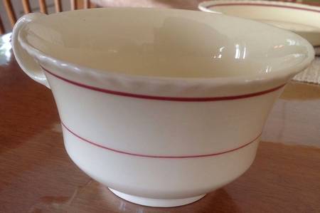 Rougemont Footed Cup
