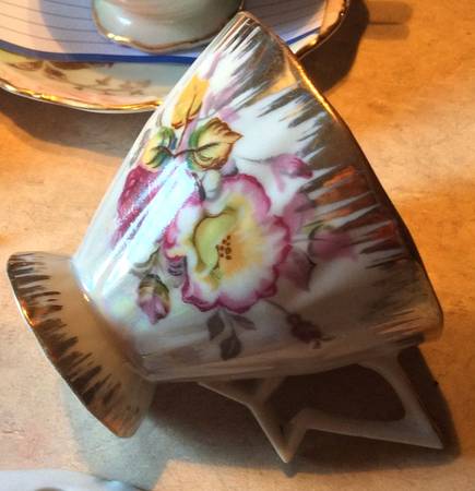 MH14 Footed Cup