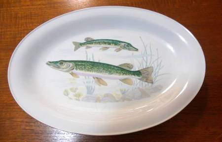 069 (Fish) 15" Oval Serving Platter