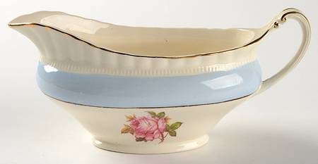MEK423 Gravy Boat