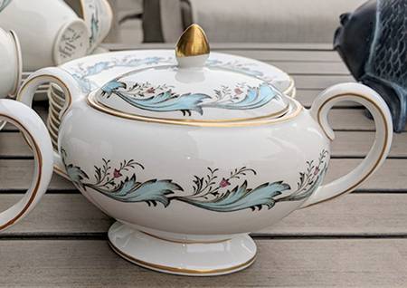 Oakdale Sugar Bowl & Lid
