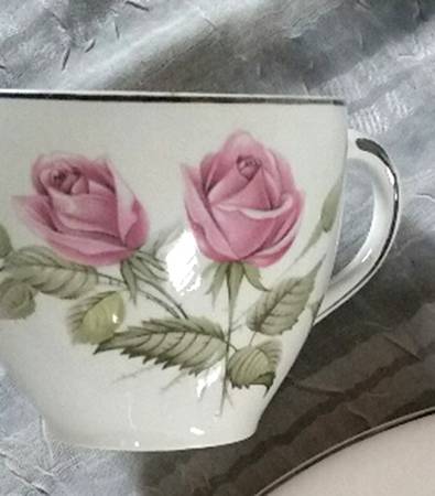 Satin Rose Flat Cup