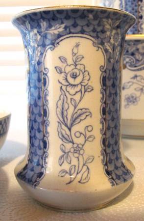 Lucerni Vase