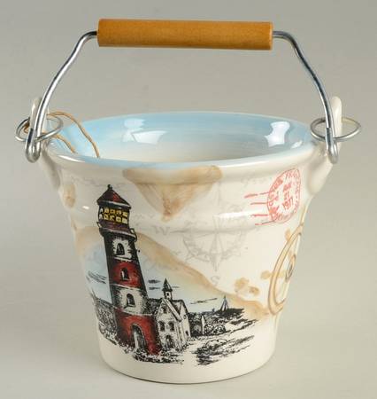 Red Lighthouse 4" Handled Basket