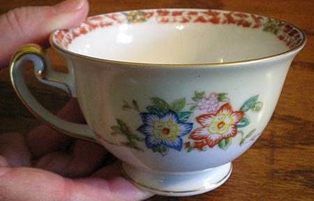MEI1279 Footed Cup