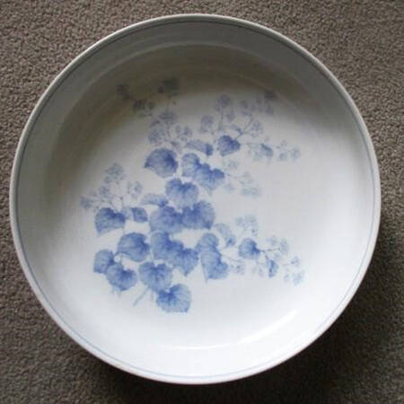 May Flower 12" Shallow Round Bowl