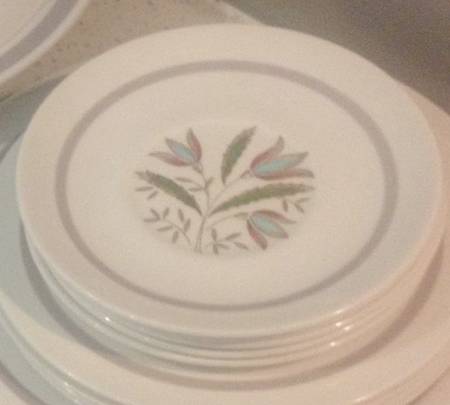 MAD288 Salad Plate