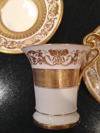 H903 Flat Cup & Saucer Set