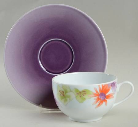 Vent de Fleurs Flat Cup & Saucer Set