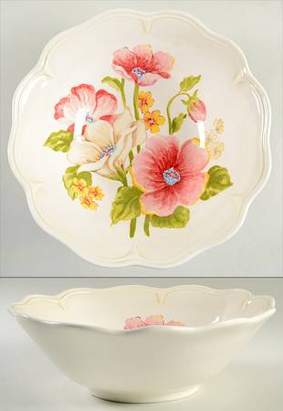 Pompous Poppy 11" Large Salad Serving Bowl