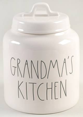 Farmhouse Cookie Jar & Lid