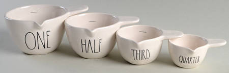 Farmhouse (4 Piece) Measuring Cup Set with Spouts