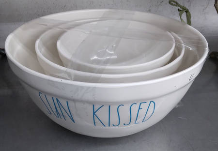 Farmhouse 10" Melamine Nesting Mixing Bowl