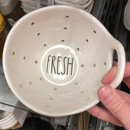 Farmhouse Berry Colander