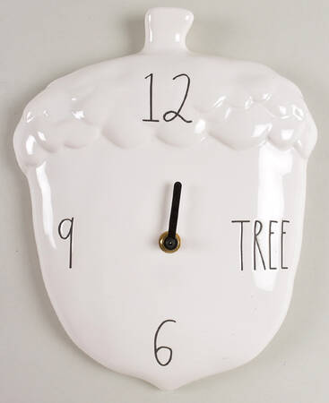 Farmhouse Figural Clock