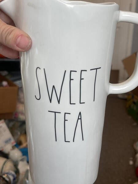 Farmhouse 36 Oz Melamine Pitcher