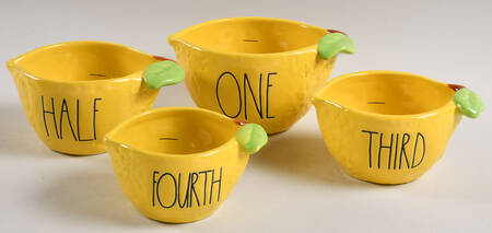 Farmhouse Measuring Cup Set (1 Cup,1/2 Cup,1/3 Cup,1/4 Cup)