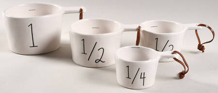 Farmhouse Measuring Cup Set (1 Cup,1/2 Cup,1/3 Cup,1/4 Cup)