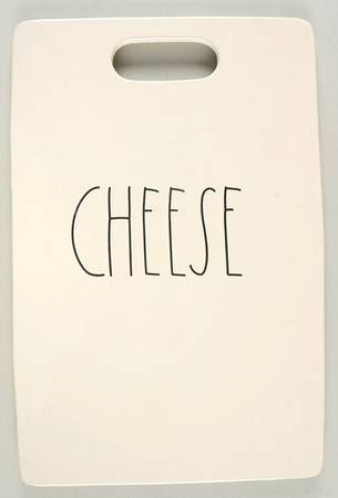 Farmhouse Handled Cheese Board