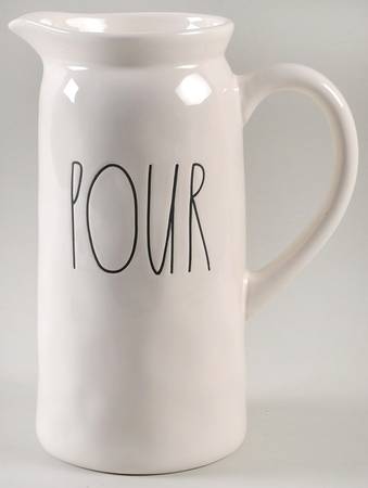 Farmhouse 48 Oz Pitcher