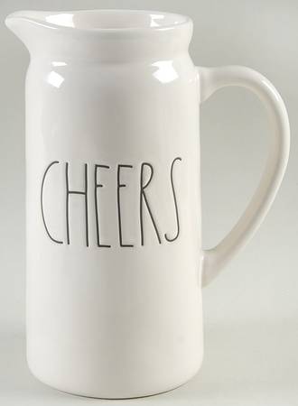 Farmhouse 48 Oz Pitcher