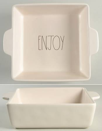 Farmhouse 10" Square Baker