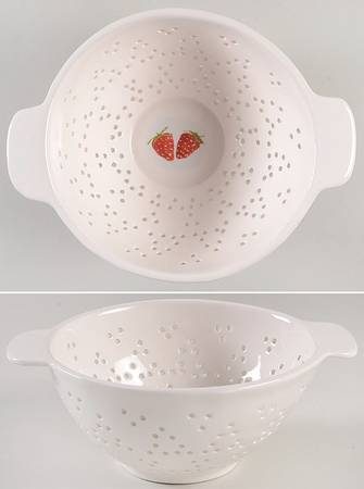 Rae Dunn Kitchenware Ceramic Colander