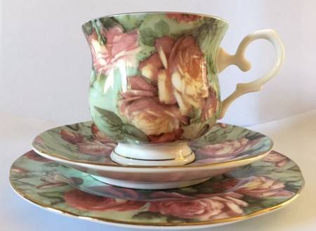 Morning Dew Footed Cup & Saucer Set