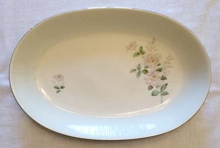 MIT393 11" Oval Serving Platter