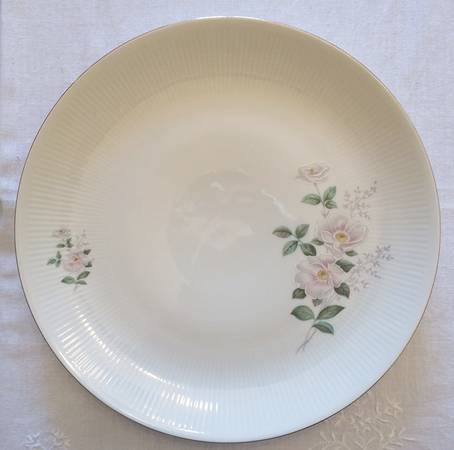 MIT393 11" Chop Plate (Round Platter)