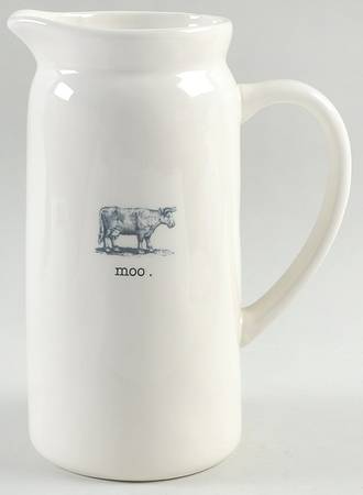 Farmyard 48 Oz Pitcher