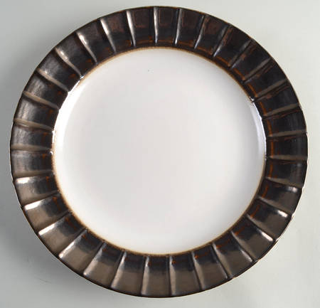 Leyna 12" Chop Plate (Round Platter)