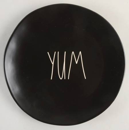 Farmhouse Black Dinner Plate