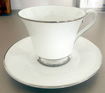 Argentine Footed Cup & Saucer Set